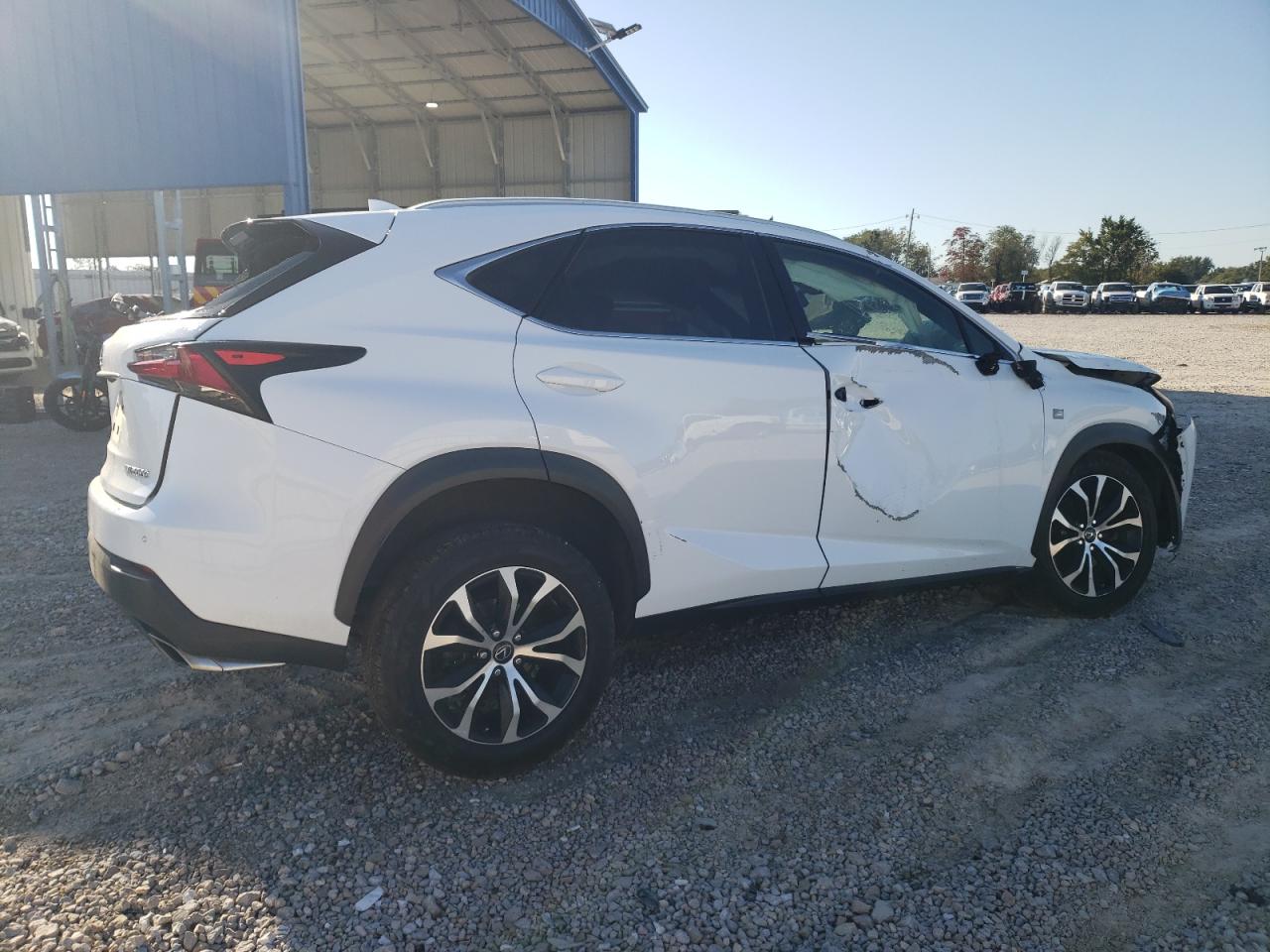 LEXUS NX 200T BASE