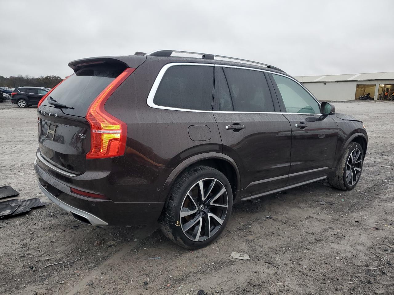 VOLVO XC90 T6