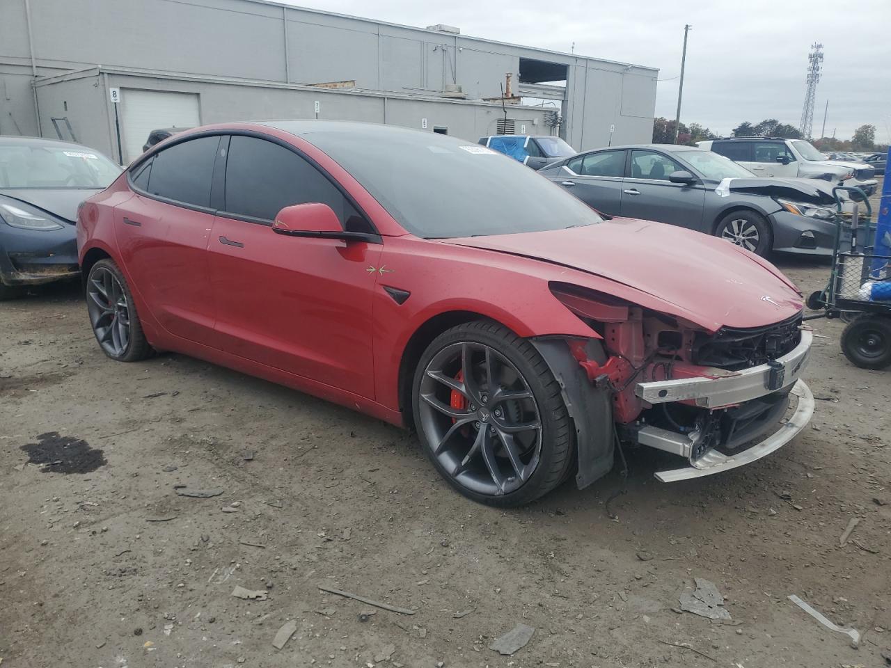 TESLA MODEL 3