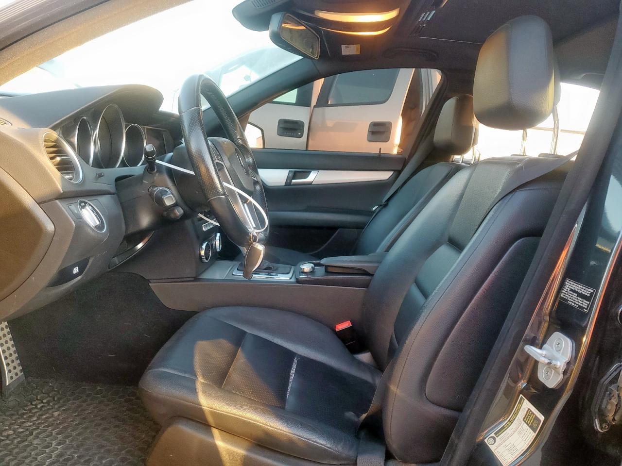 MERCEDES-BENZ C-CLASS 250