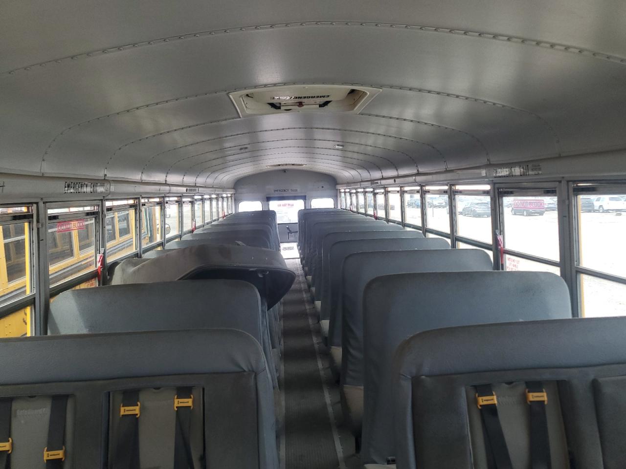 Lot #3263668730 2011 THOMAS SAF-T-LINER HDX