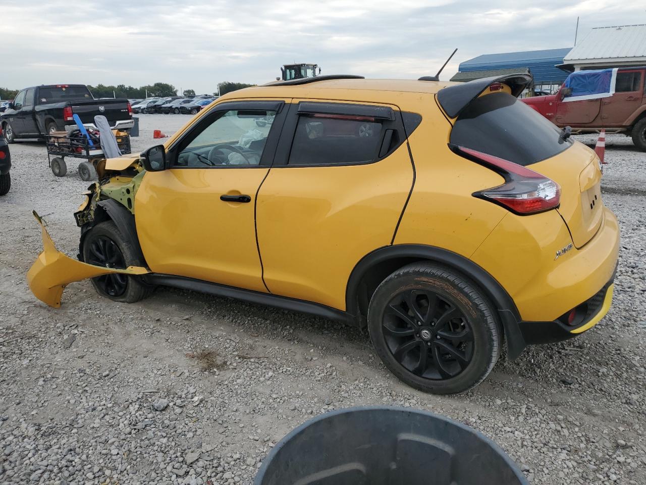 NISSAN JUKE S