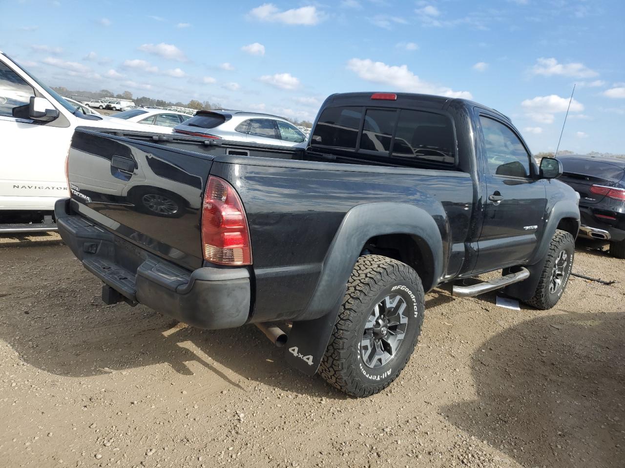 TOYOTA TACOMA