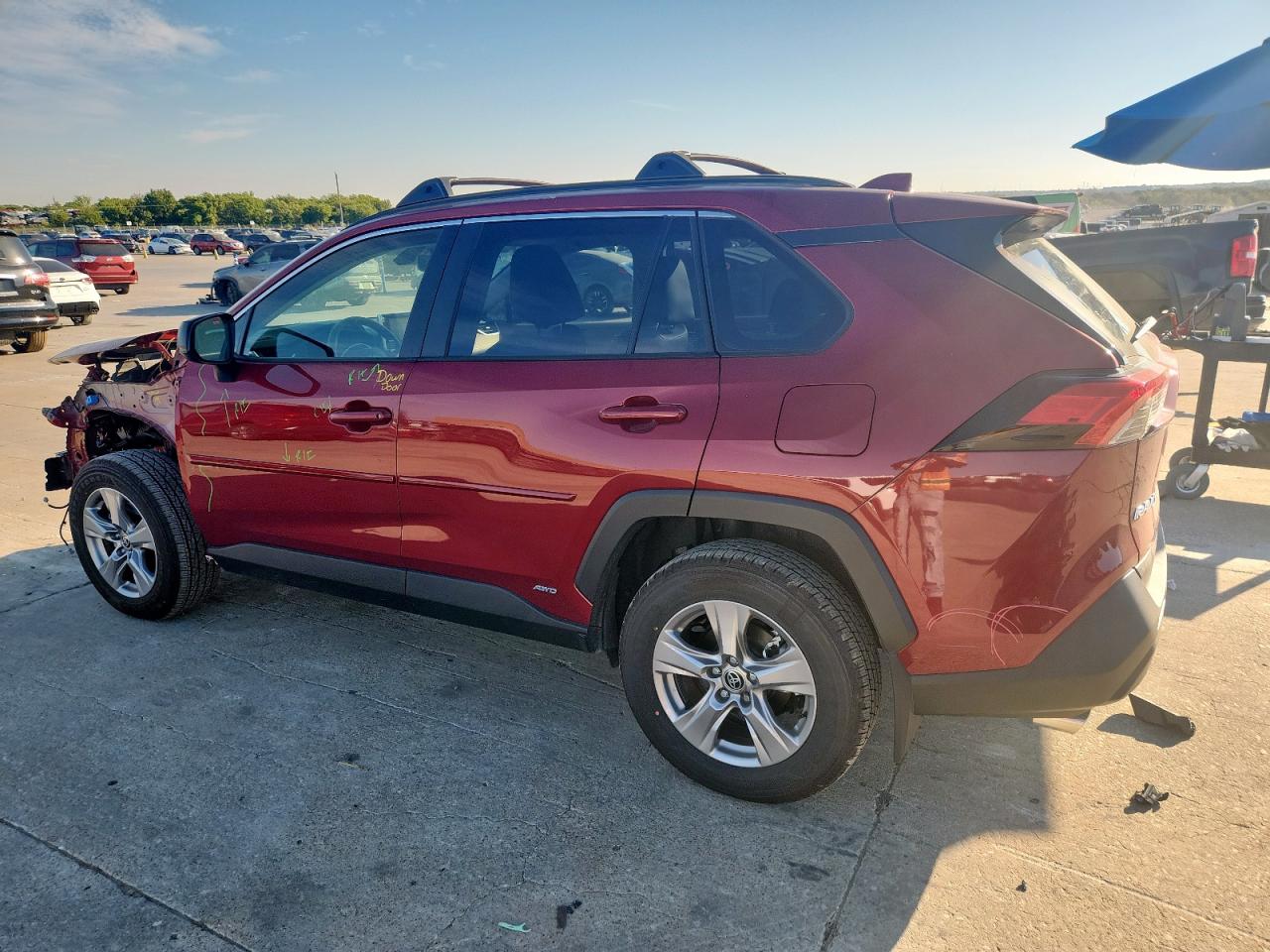 TOYOTA RAV4 LE