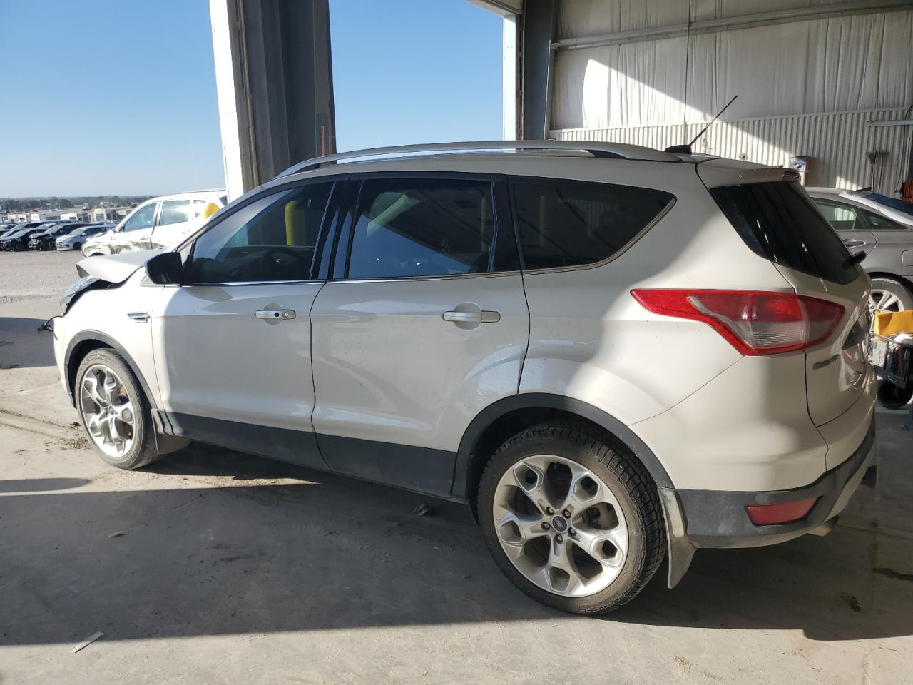 FORD ESCAPE TITANIUM