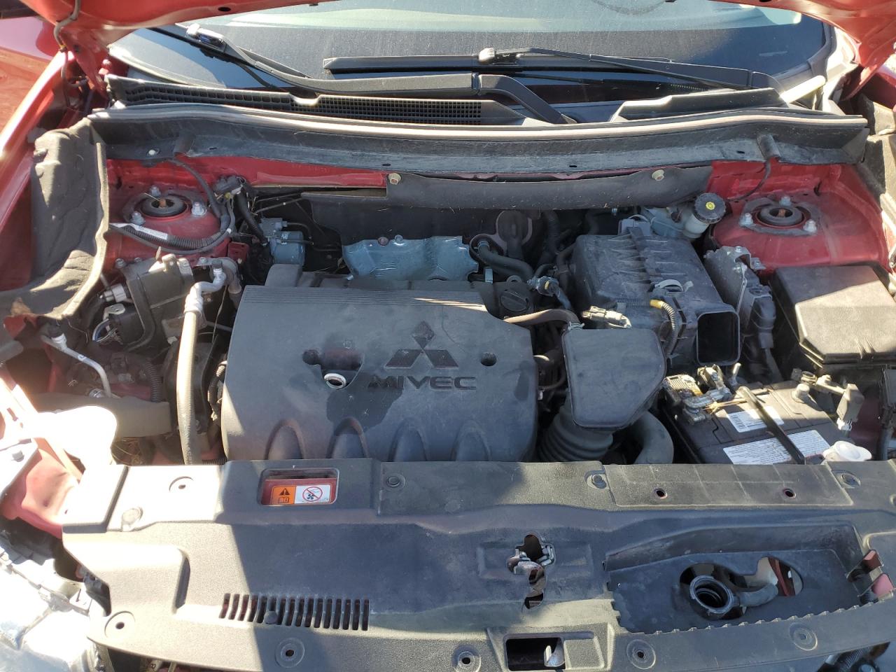 MITSUBISHI OUTLANDER ES