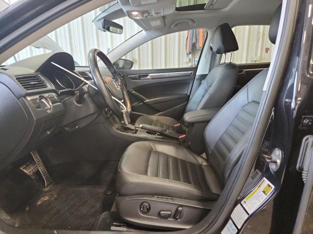 2017 VOLKSWAGEN PASSAT SEL - 1VWCT7A36HC081874