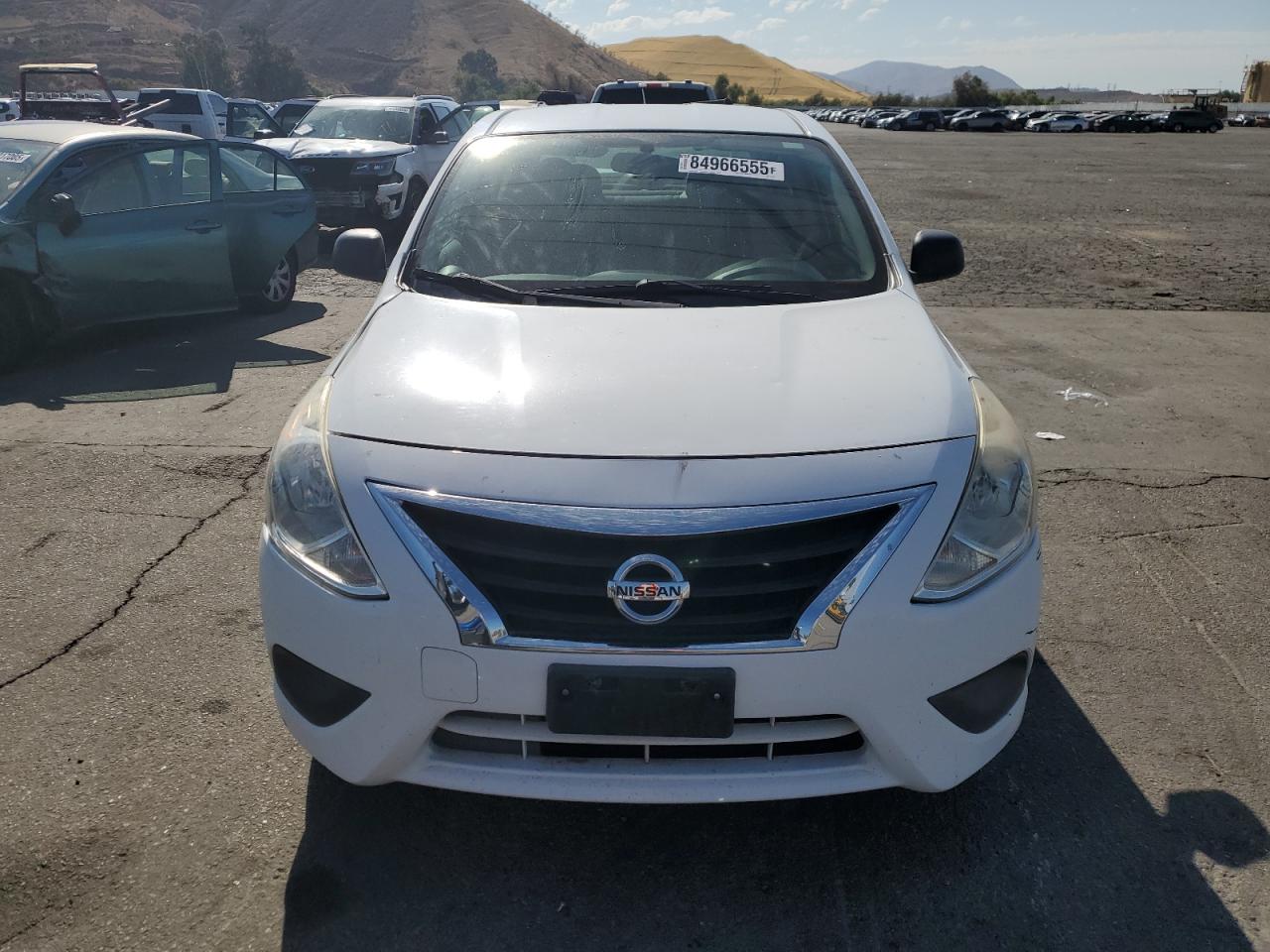 NISSAN VERSA S