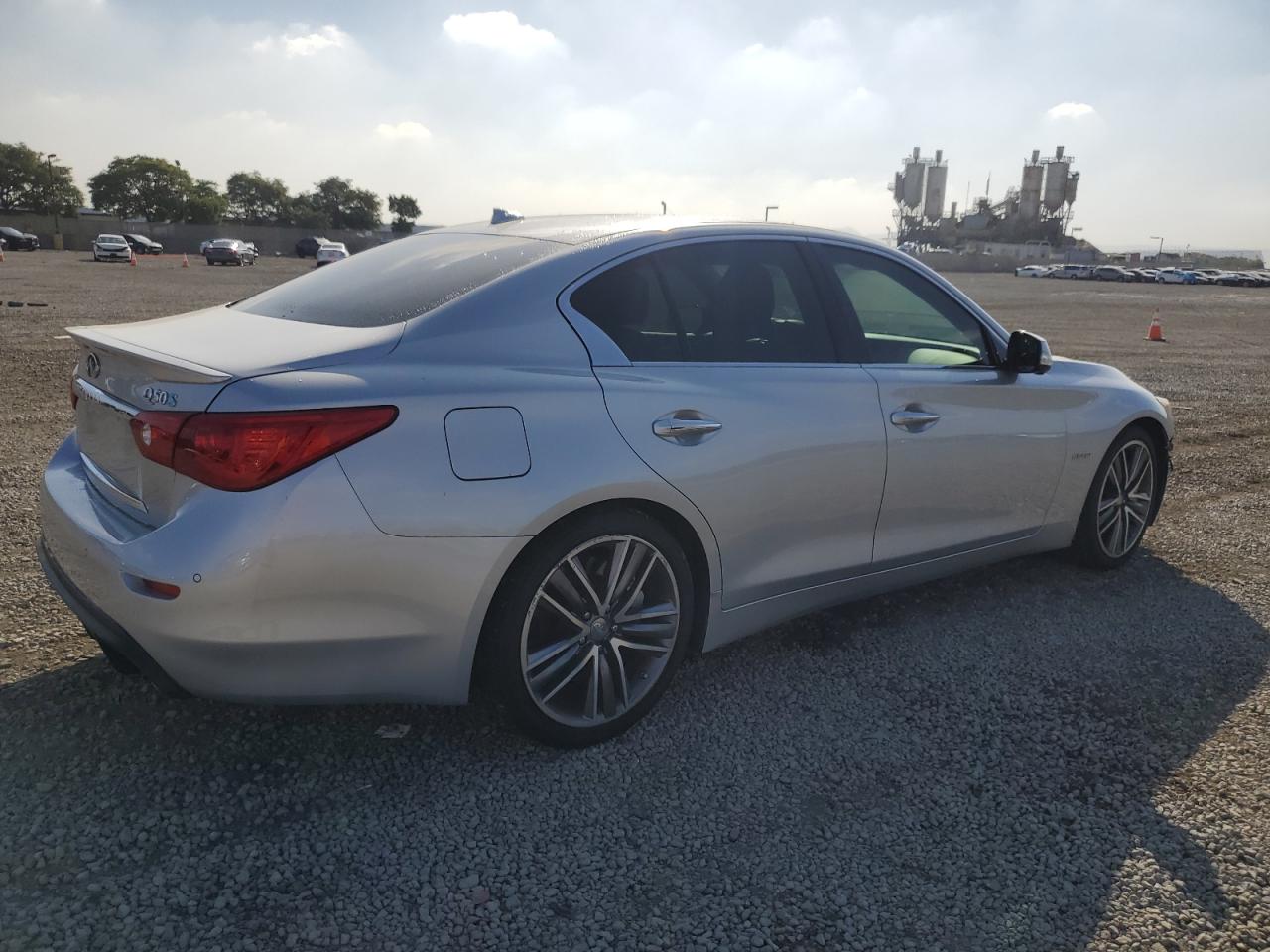 INFINITI Q50 HYBRID PREMIUM