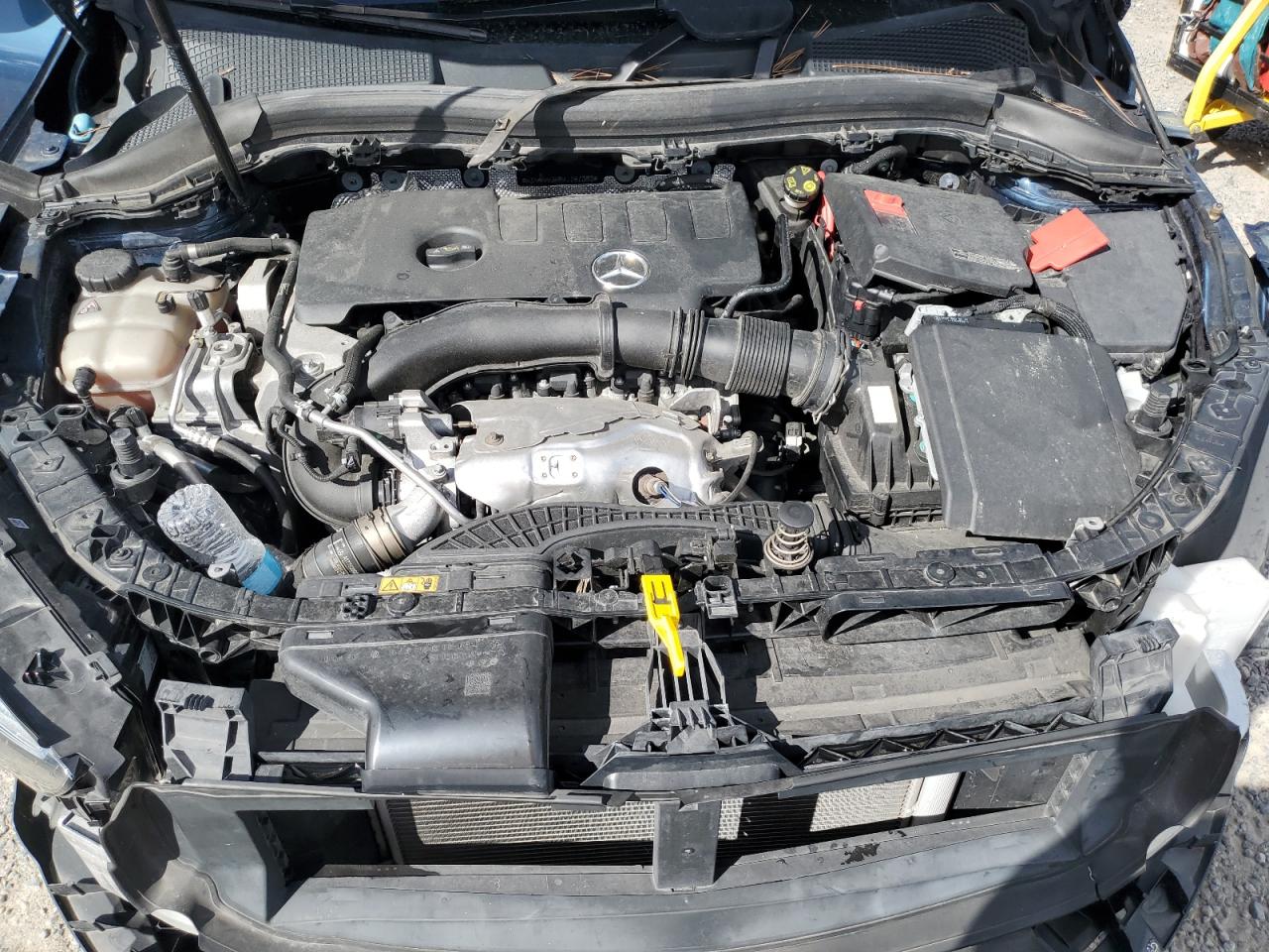 MERCEDES-BENZ GLA-CLASS 250