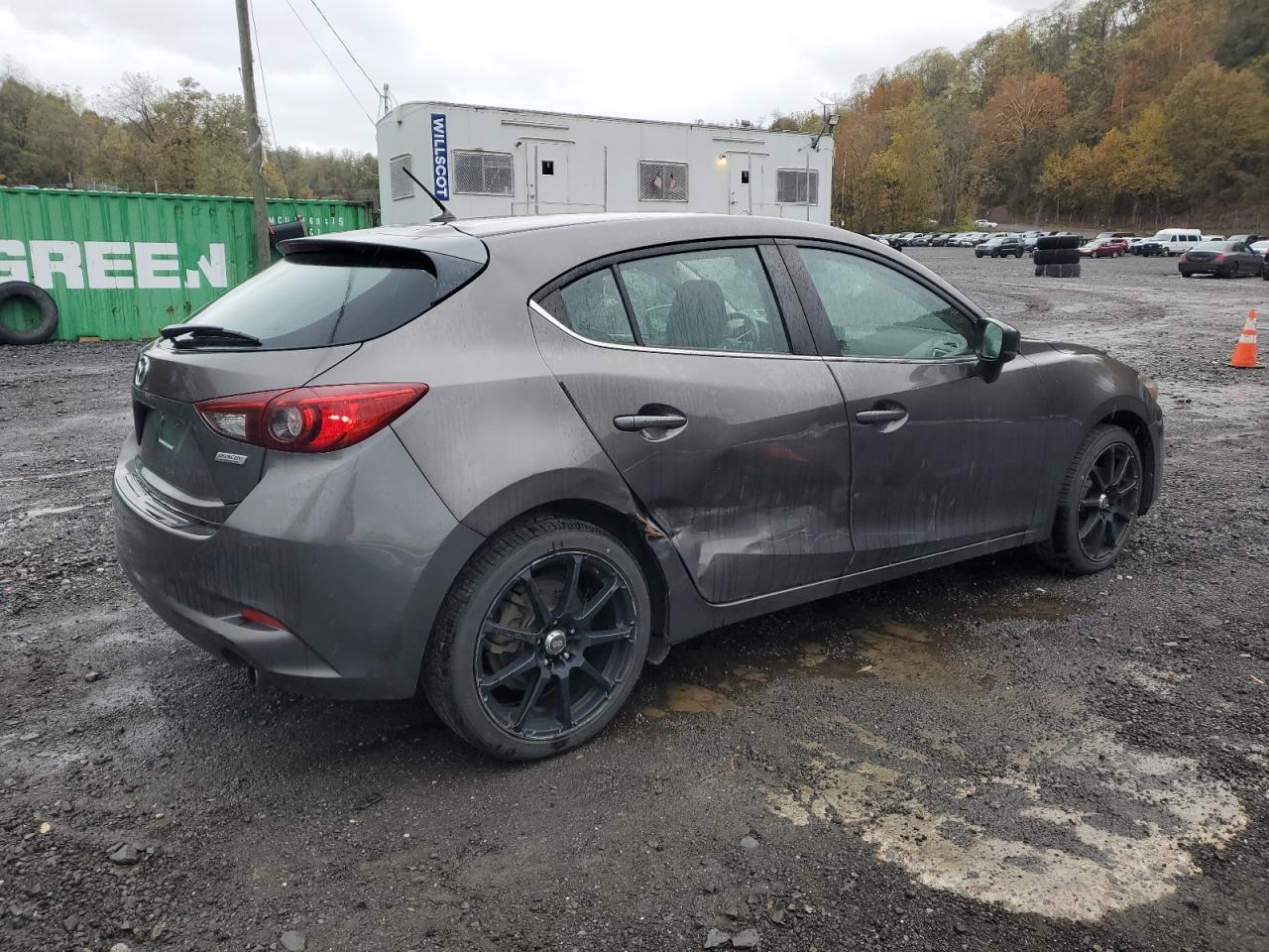 MAZDA 3 TOURING