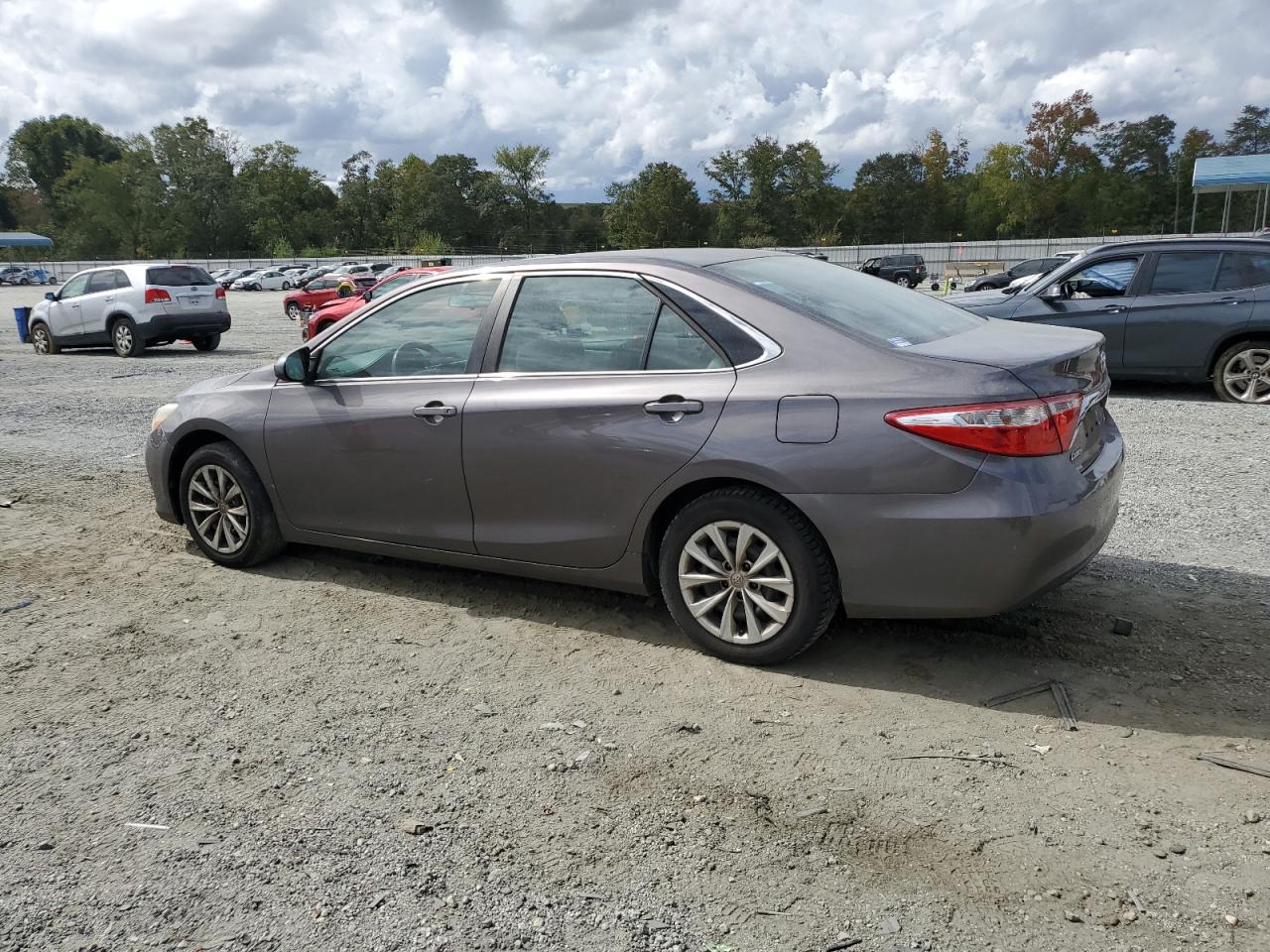 TOYOTA CAMRY LE