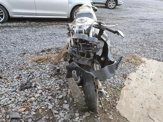 2002 KAWASAKI ZR750 G #3284643338