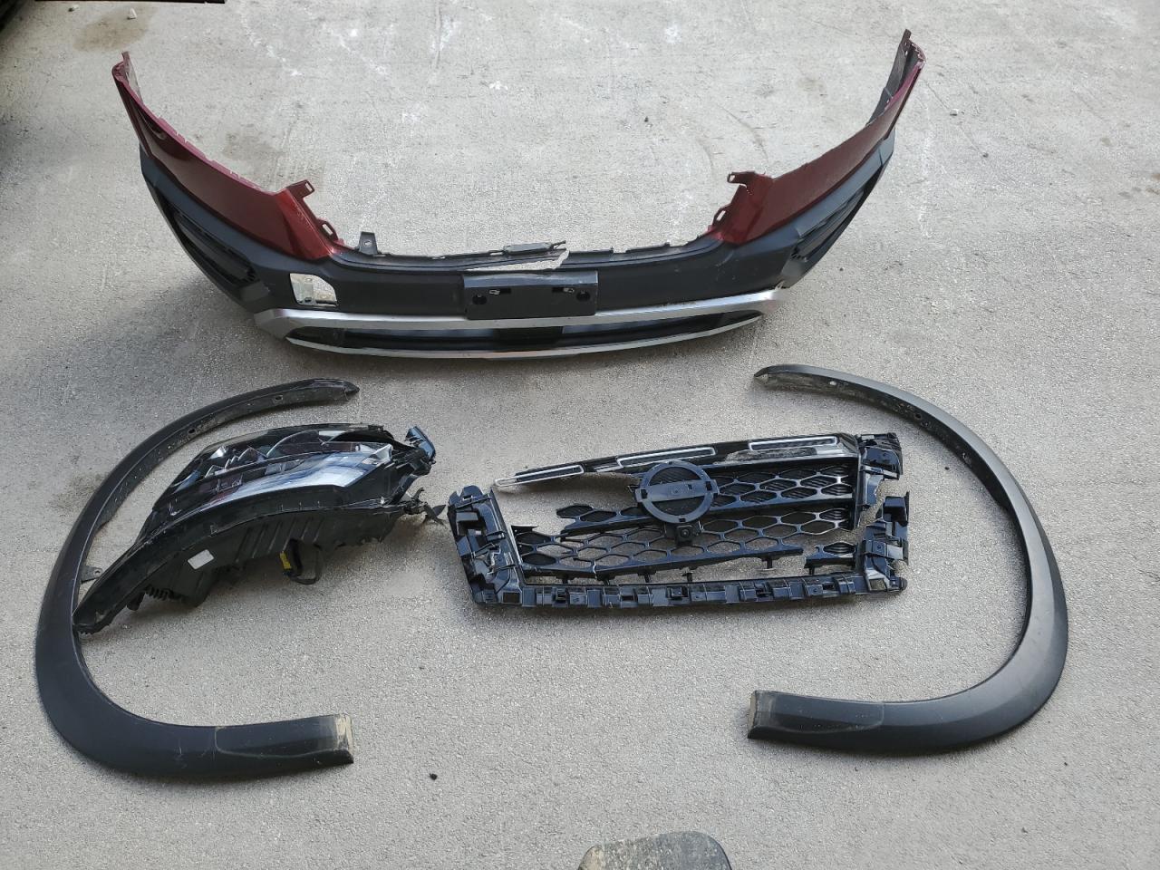 NISSAN PATHFINDER SV