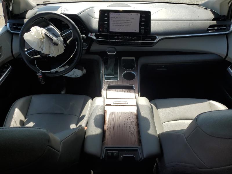 2023 TOYOTA SIENNA XLE #3317828196