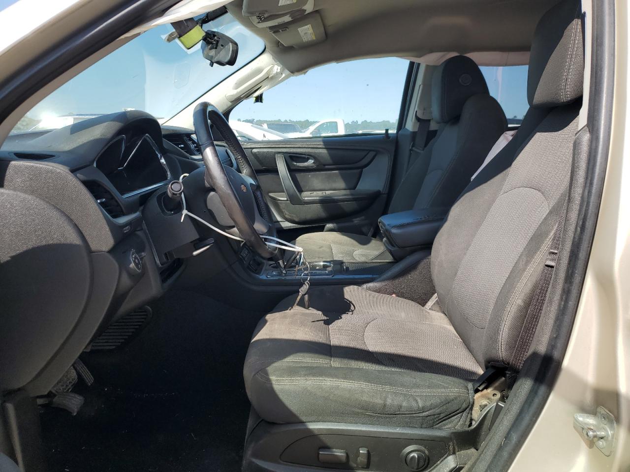 CHEVROLET TRAVERSE LT