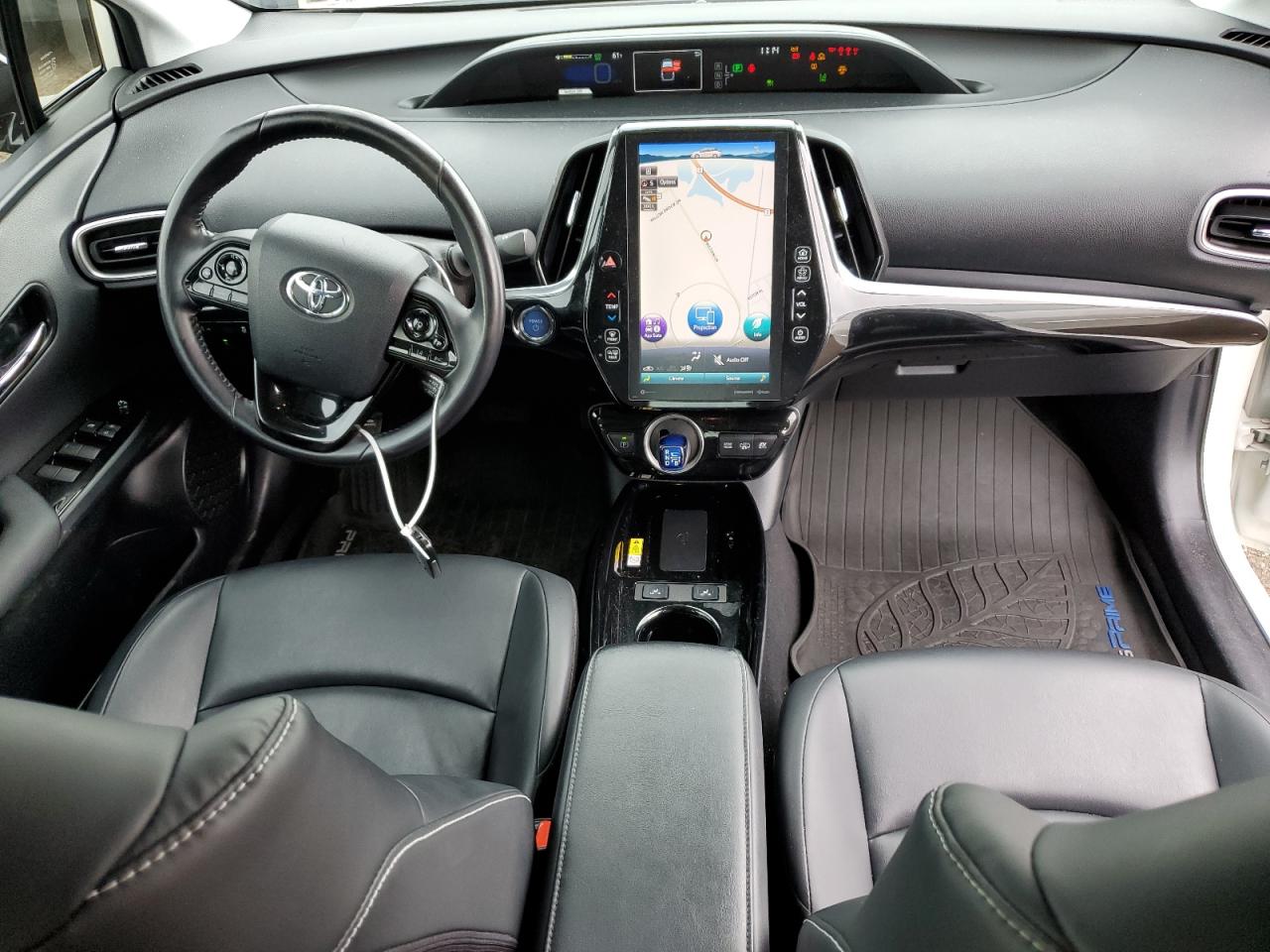 TOYOTA PRIUS PRIME LE