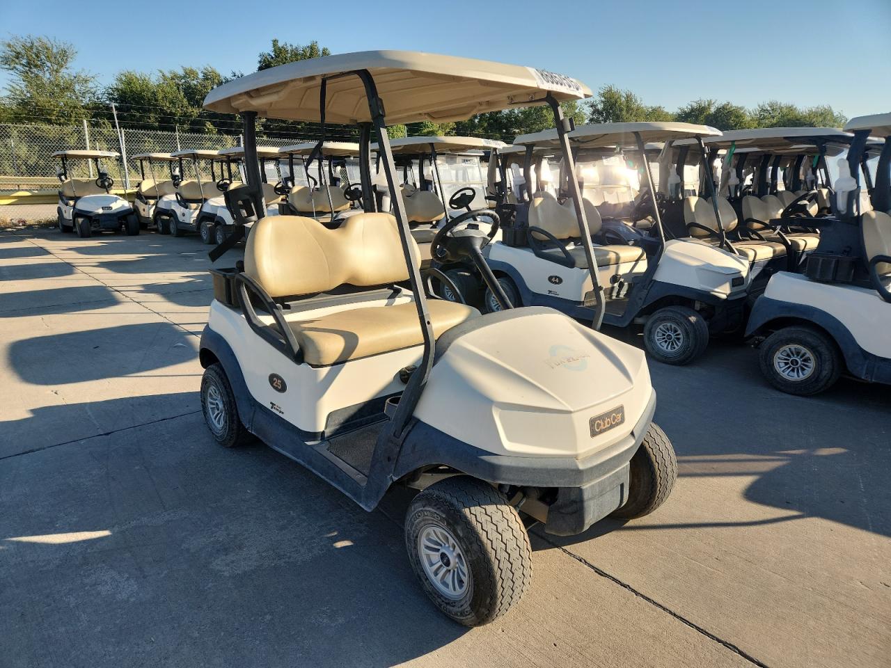 Lot #3266836084 2019 CLUB CAR TEMPO LITHIUM
