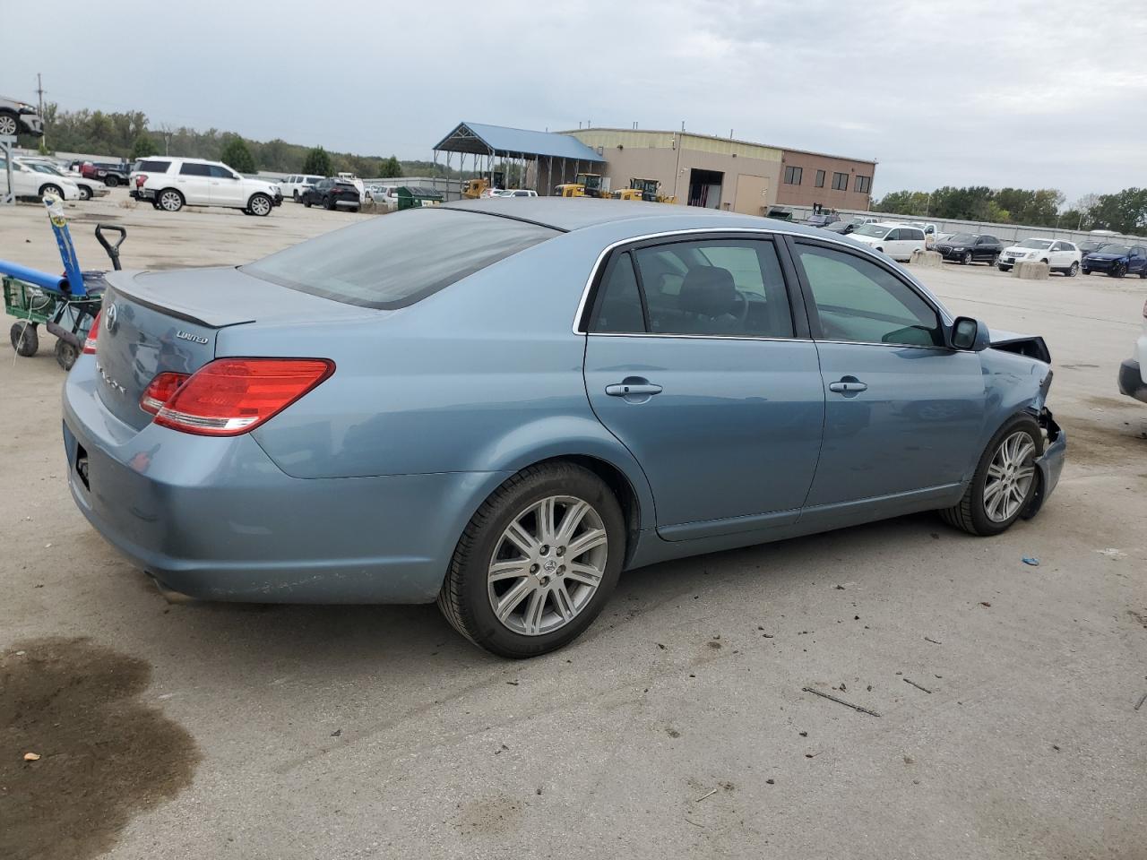 Lot #3290327947 2006 TOYOTA AVALON XL