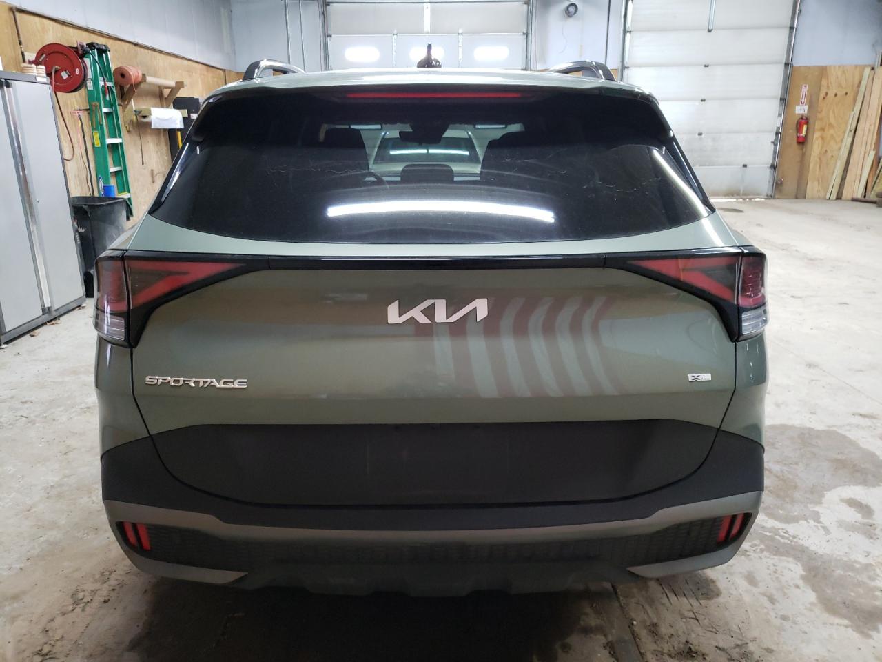 KIA SPORTAGE X LINE