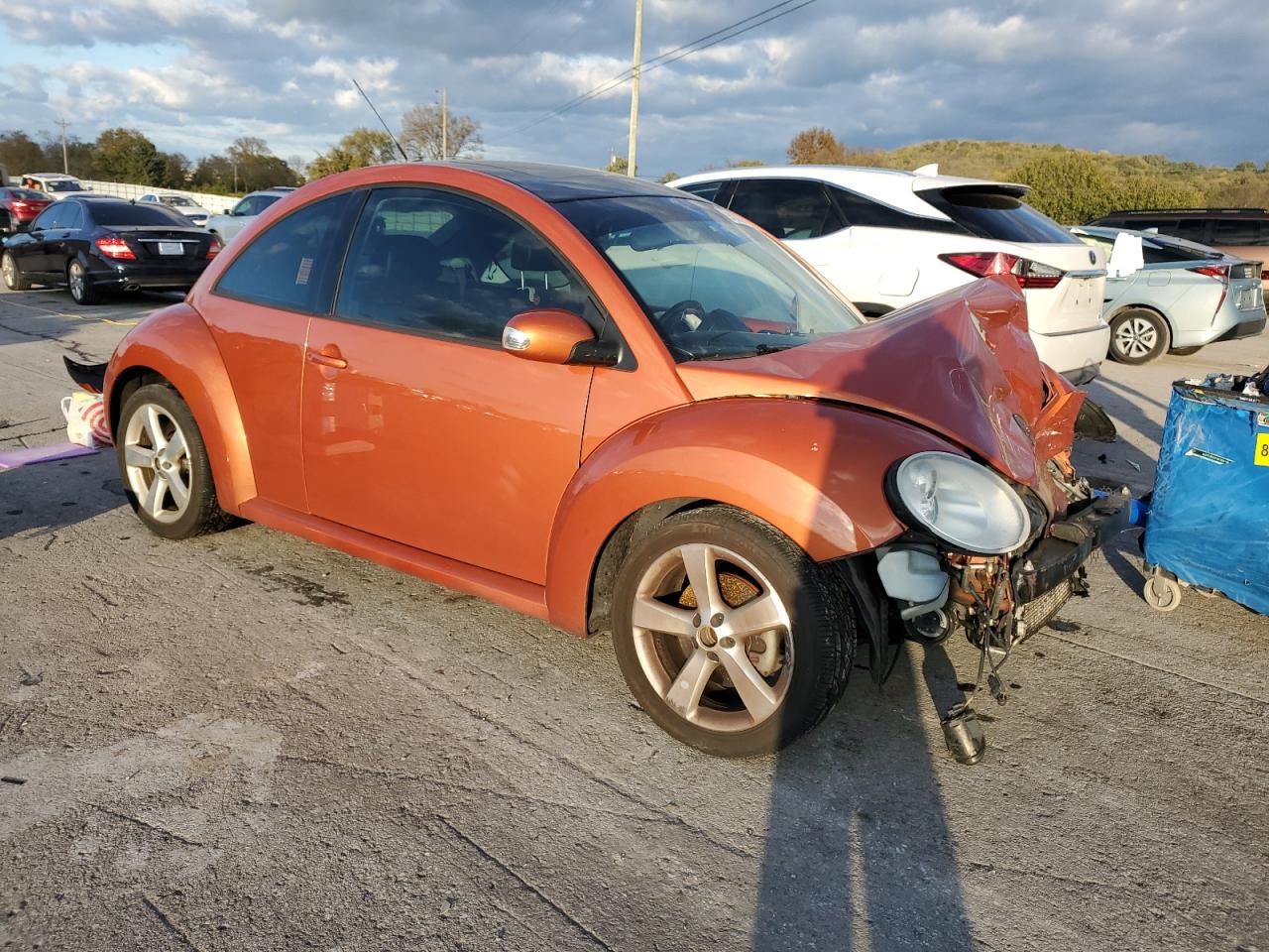 VOLKSWAGEN BEETLE NEW BEETLE