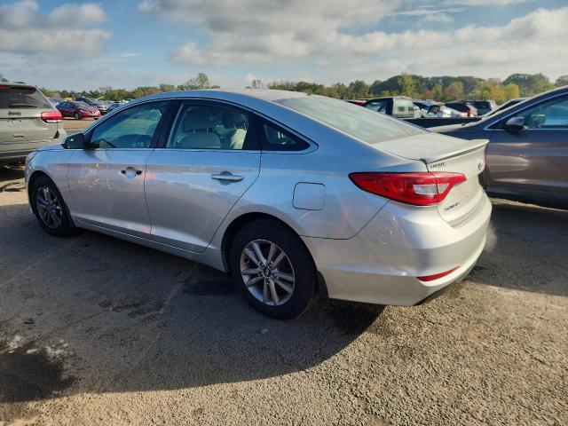 2015 HYUNDAI SONATA SE 5NPE24AF3FH170259