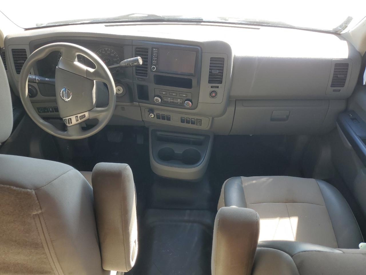 NISSAN NV2500 2500 S