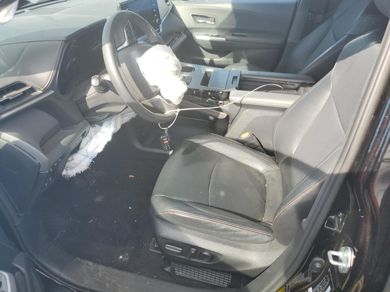 Lot #3302948617 2022 TOYOTA SIENNA XSE