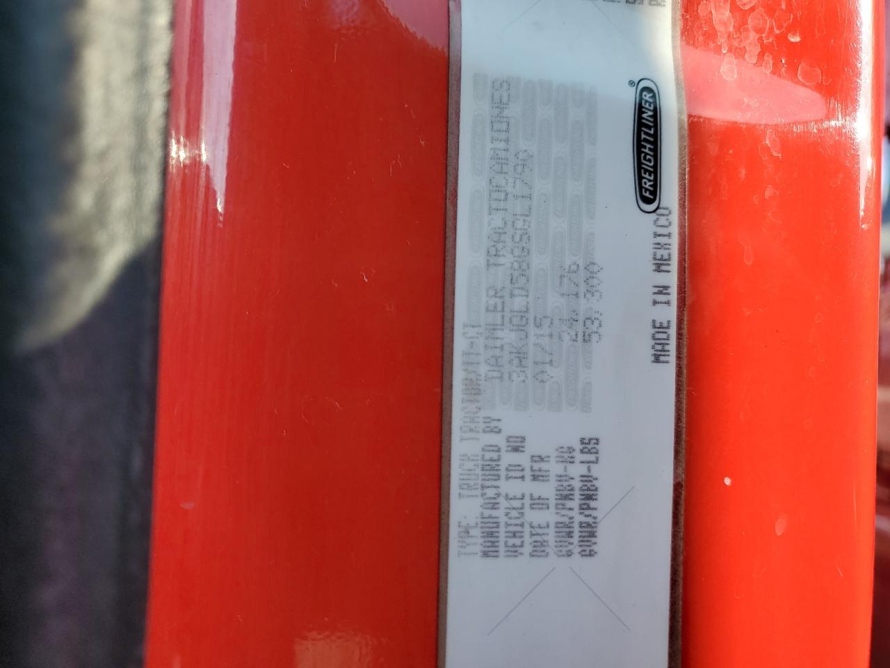 Lot #3276619070 2016 FREIGHTLINER CASCADIA 1