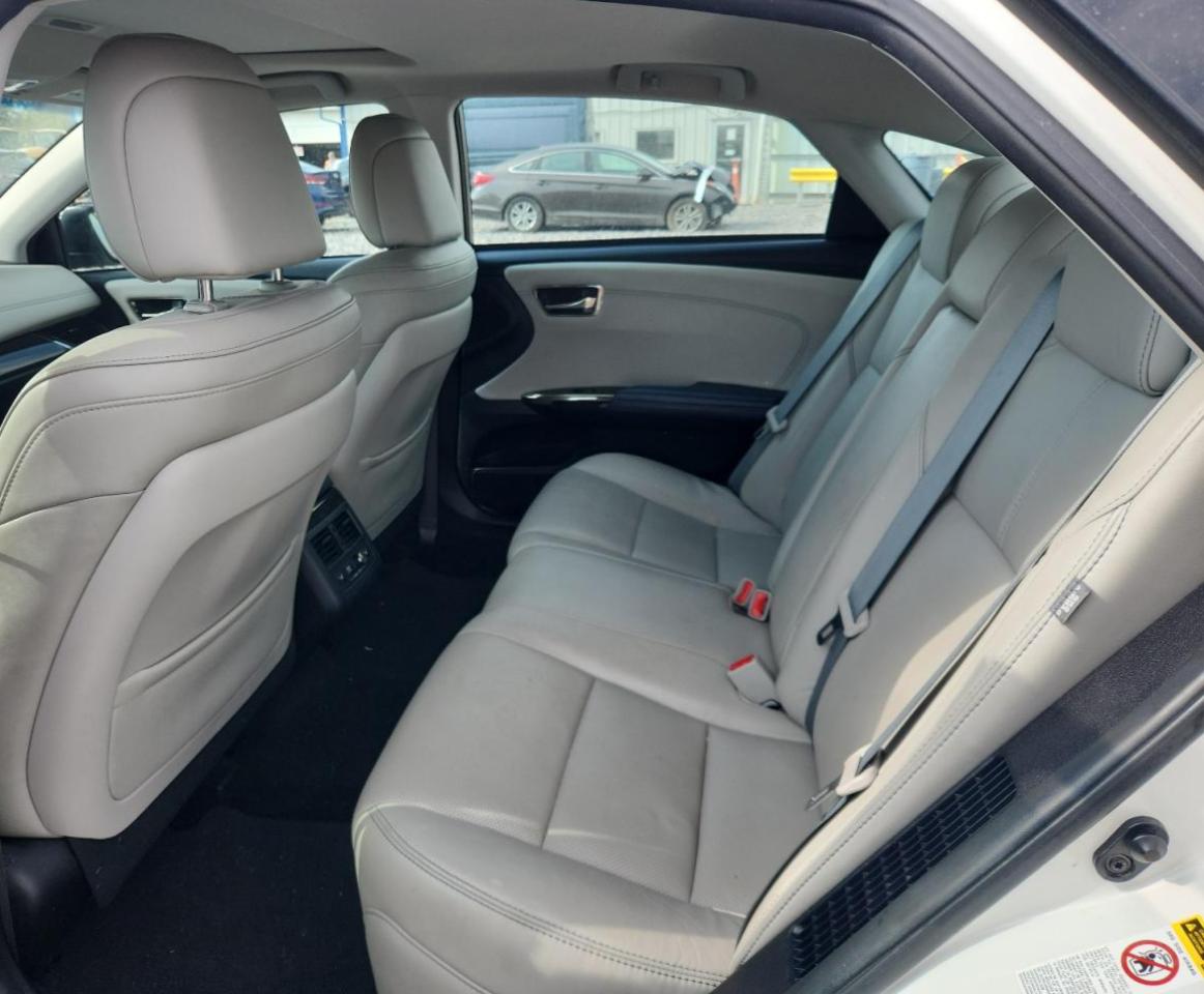 TOYOTA AVALON HYBRID