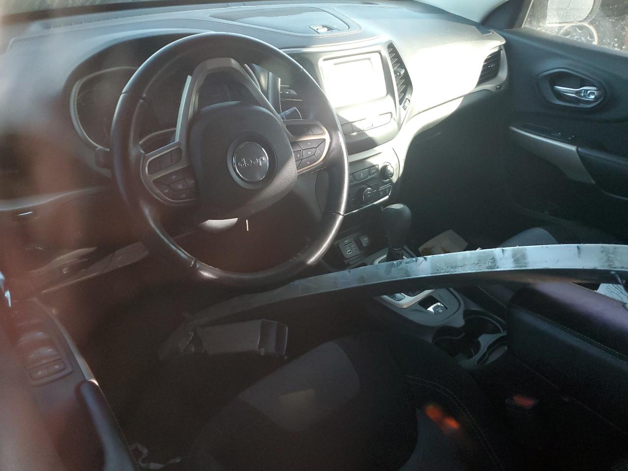 JEEP GRAND CHEROKEE SPORT