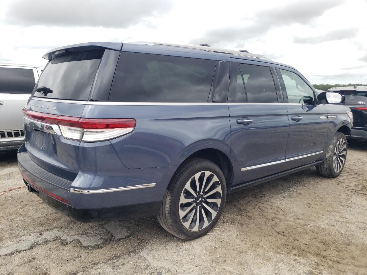LINCOLN NAVIGATOR L RESERVE