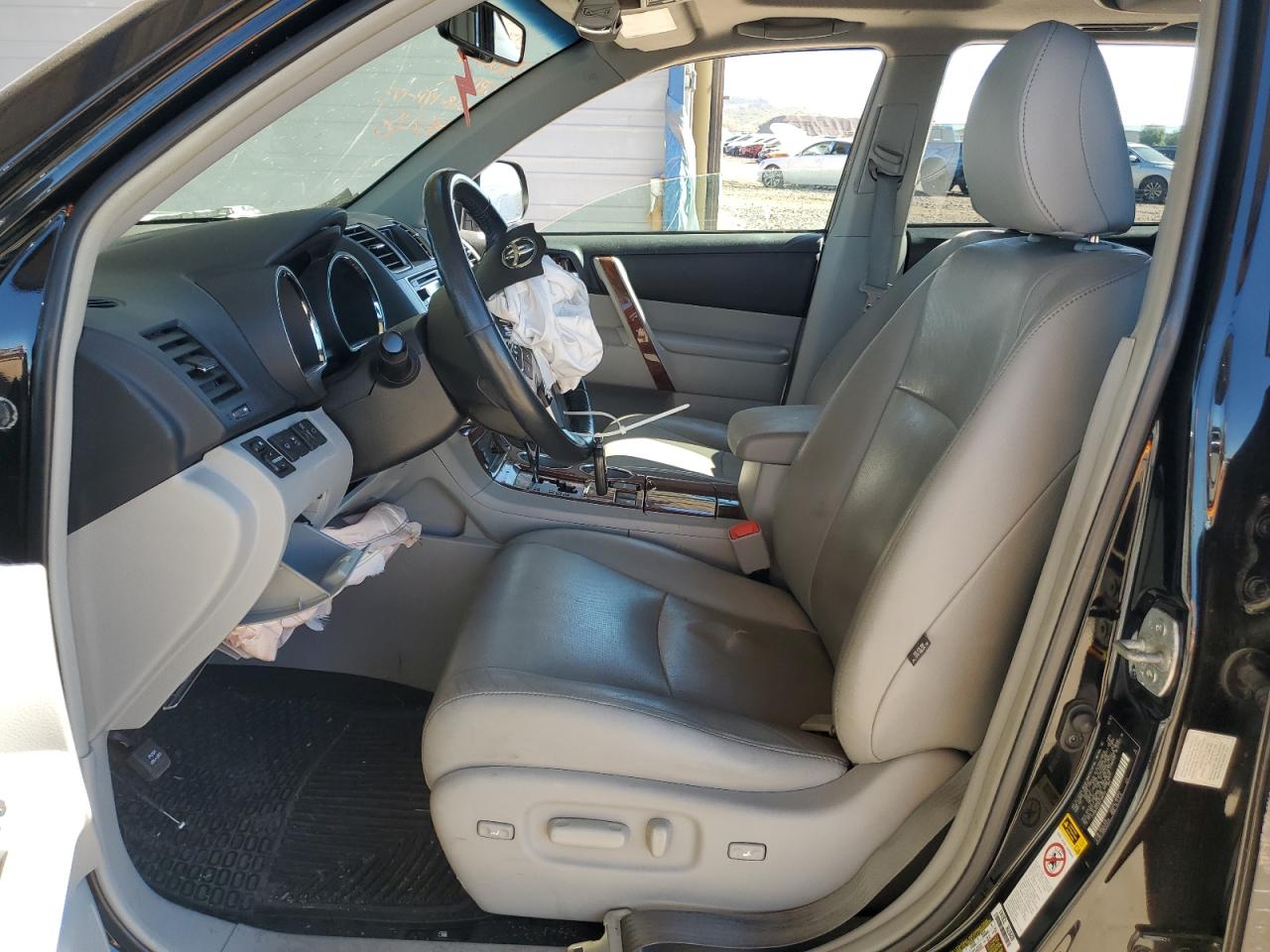 TOYOTA HIGHLANDER LIMITED