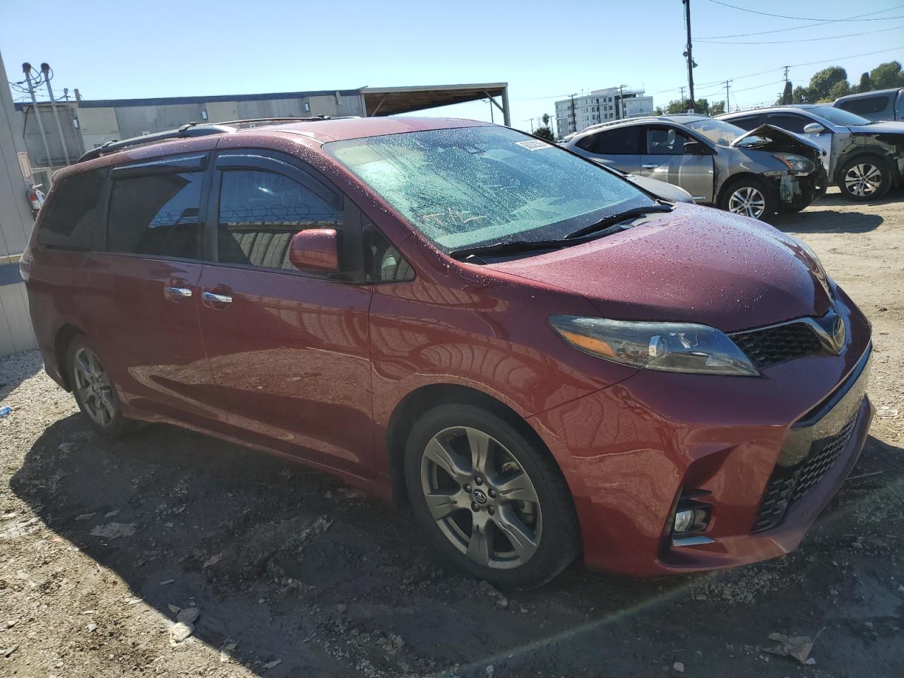 TOYOTA SIENNA SE