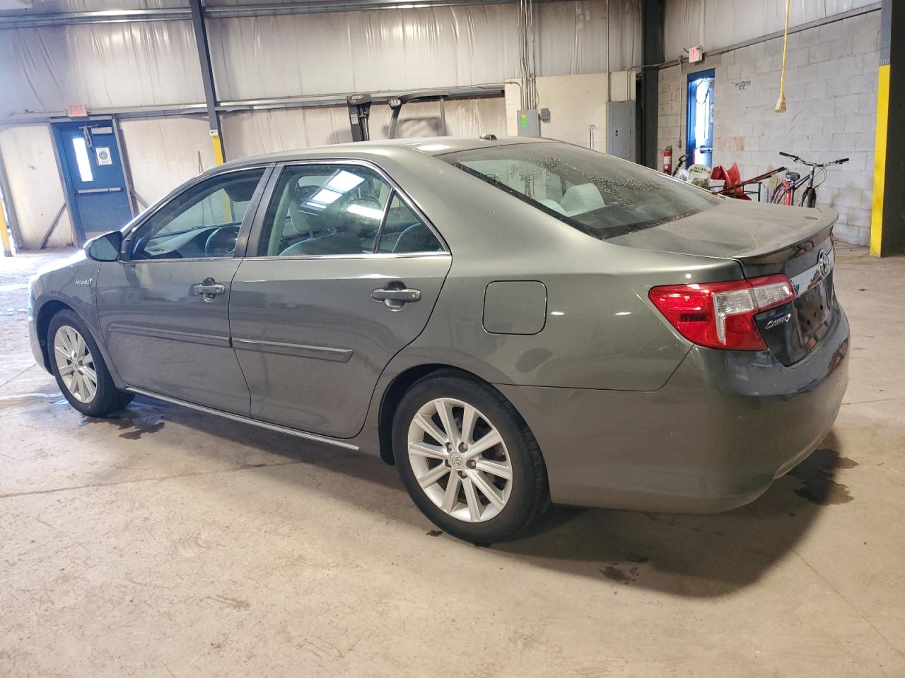TOYOTA CAMRY HYBRID