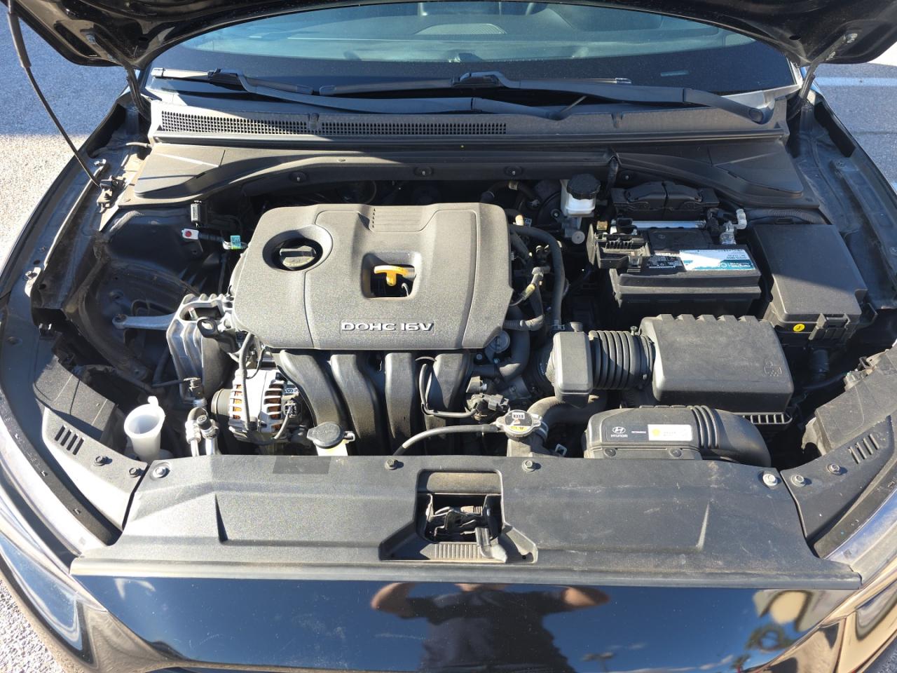 HYUNDAI VELOSTER BASE