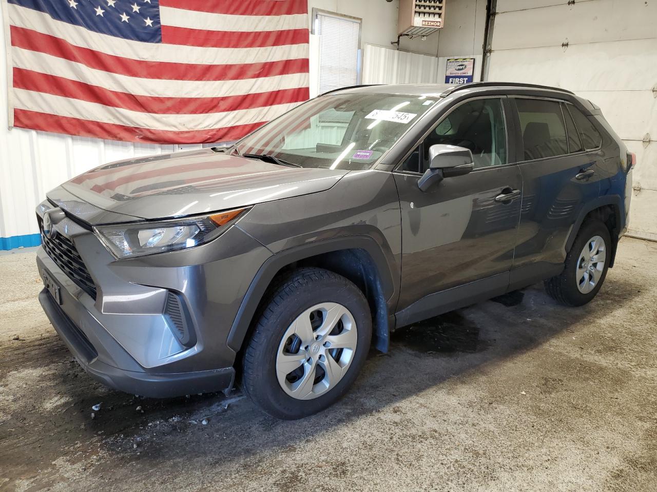 TOYOTA RAV4 LE