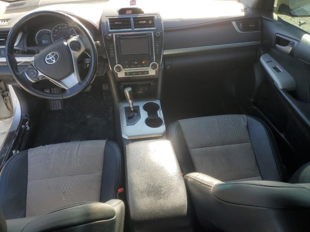 TOYOTA CAMRY L
