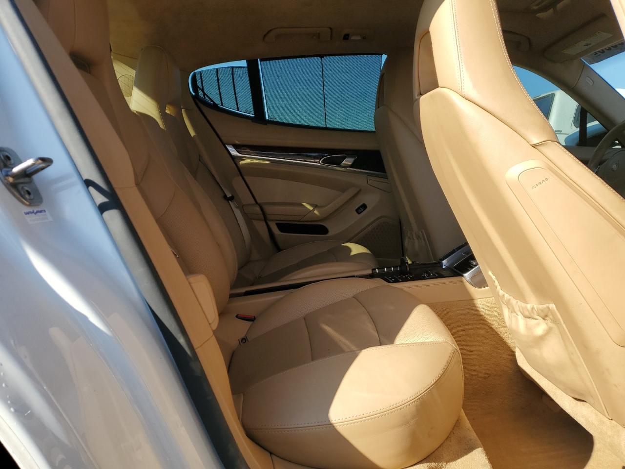 PORSCHE PANAMERA TURBO