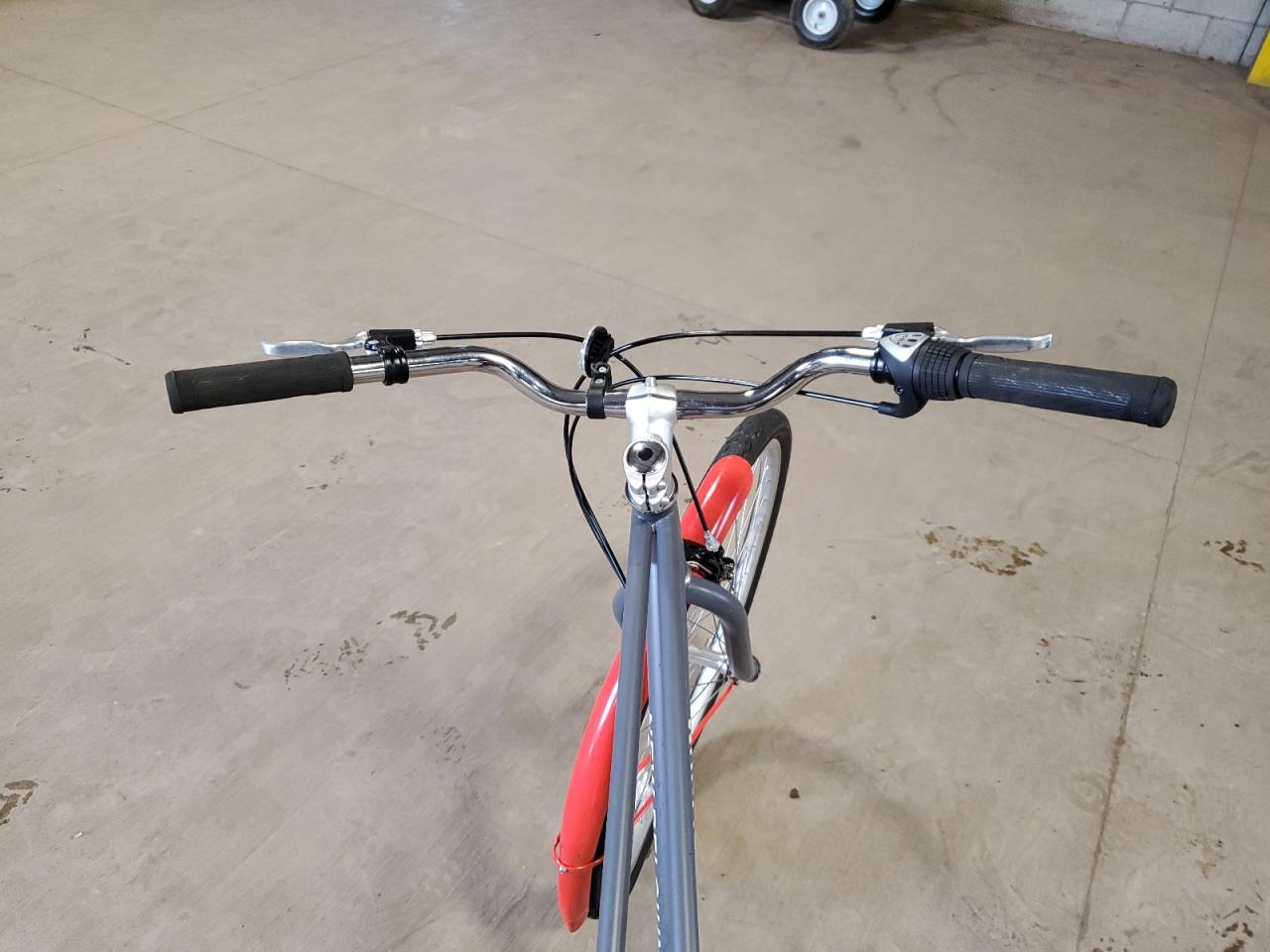 Lot #3265102927 2000 OTHER OTHER