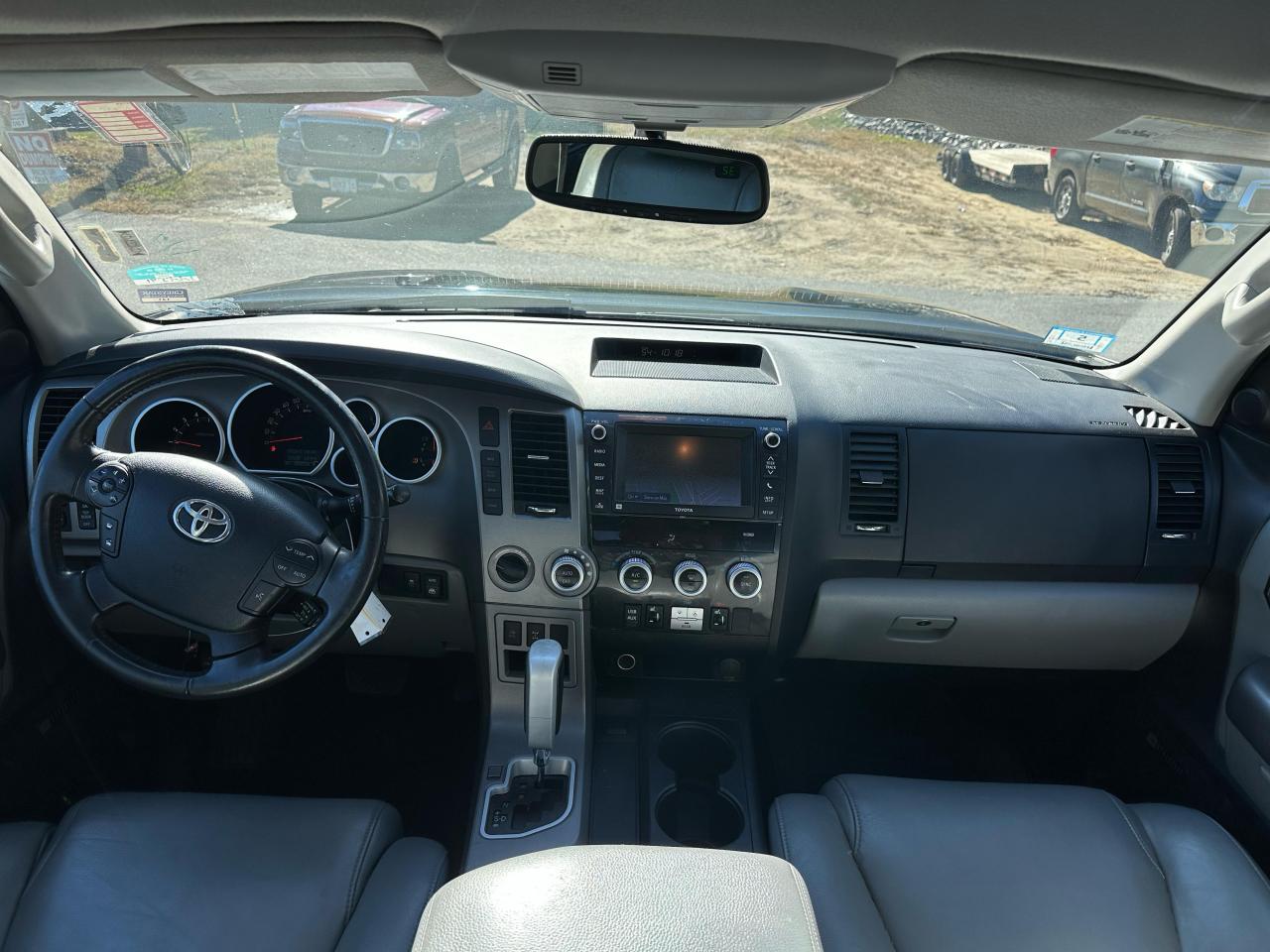 TOYOTA SEQUOIA LIMITED