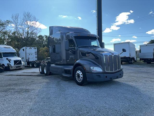 PETERBILT 579