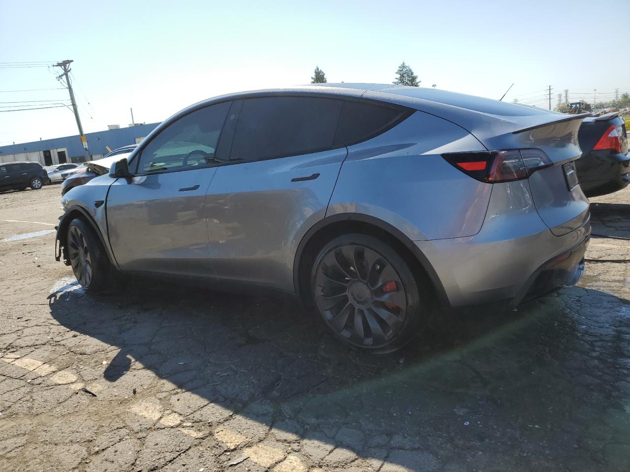 TESLA MODEL Y