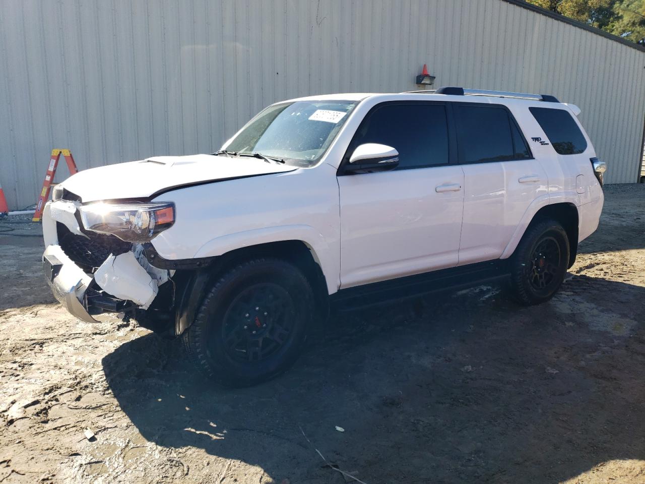 TOYOTA 4RUNNER SR5/SR5 PREMIUM