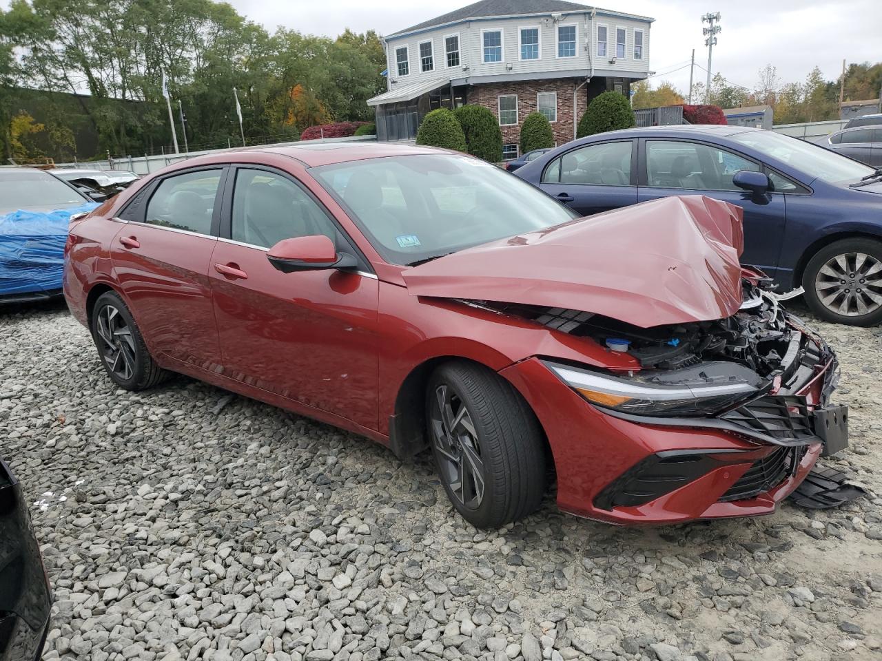 HYUNDAI ELANTRA LIMITED