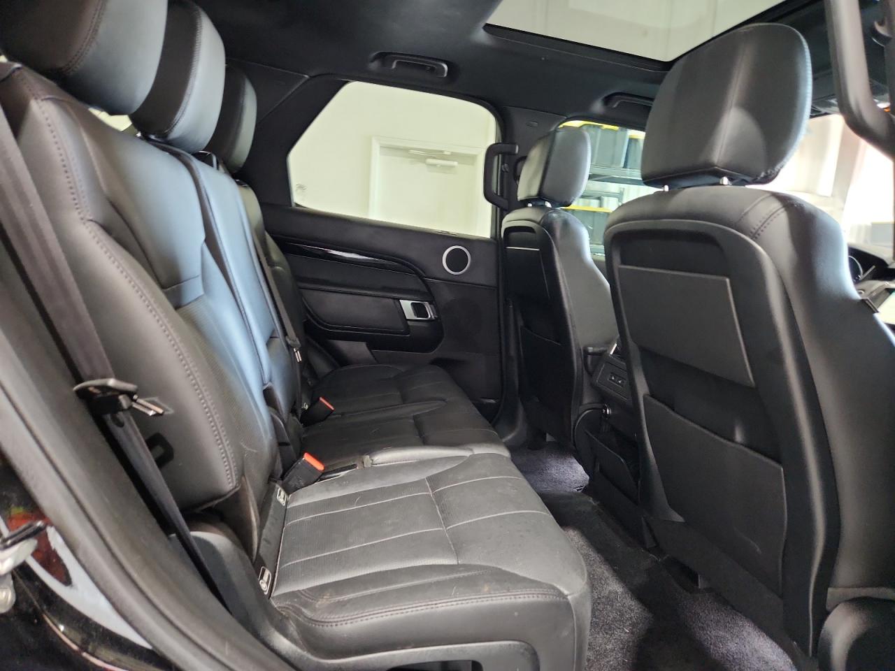 LAND ROVER DISCOVERY SE