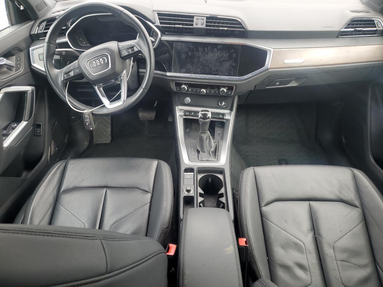 AUDI Q3 PREMIUM PLUS