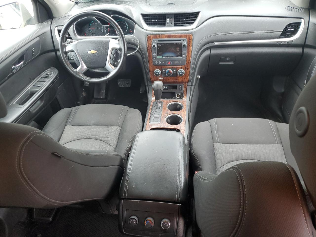 CHEVROLET TRAVERSE LT