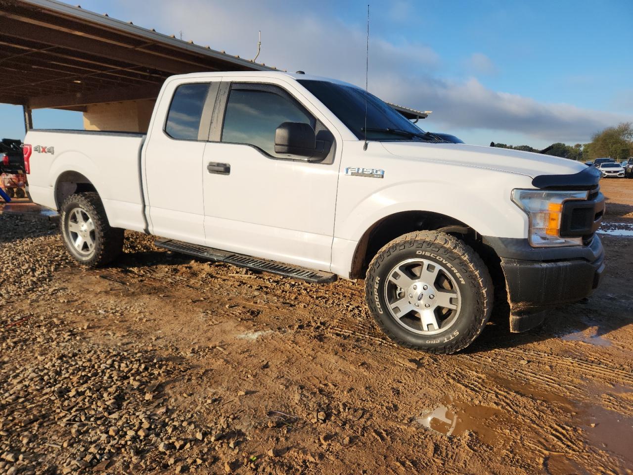 FORD F-150 SUPER CAB