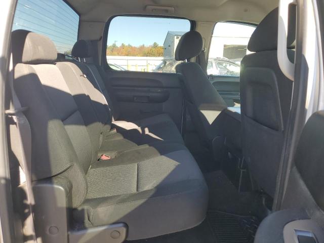 2011 CHEVROLET SILVERADO K1500 LT - 3GCPKSE32BG377659